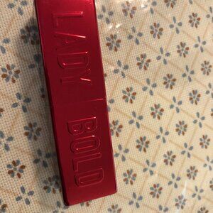 Too Faced Lady Bold lipstick